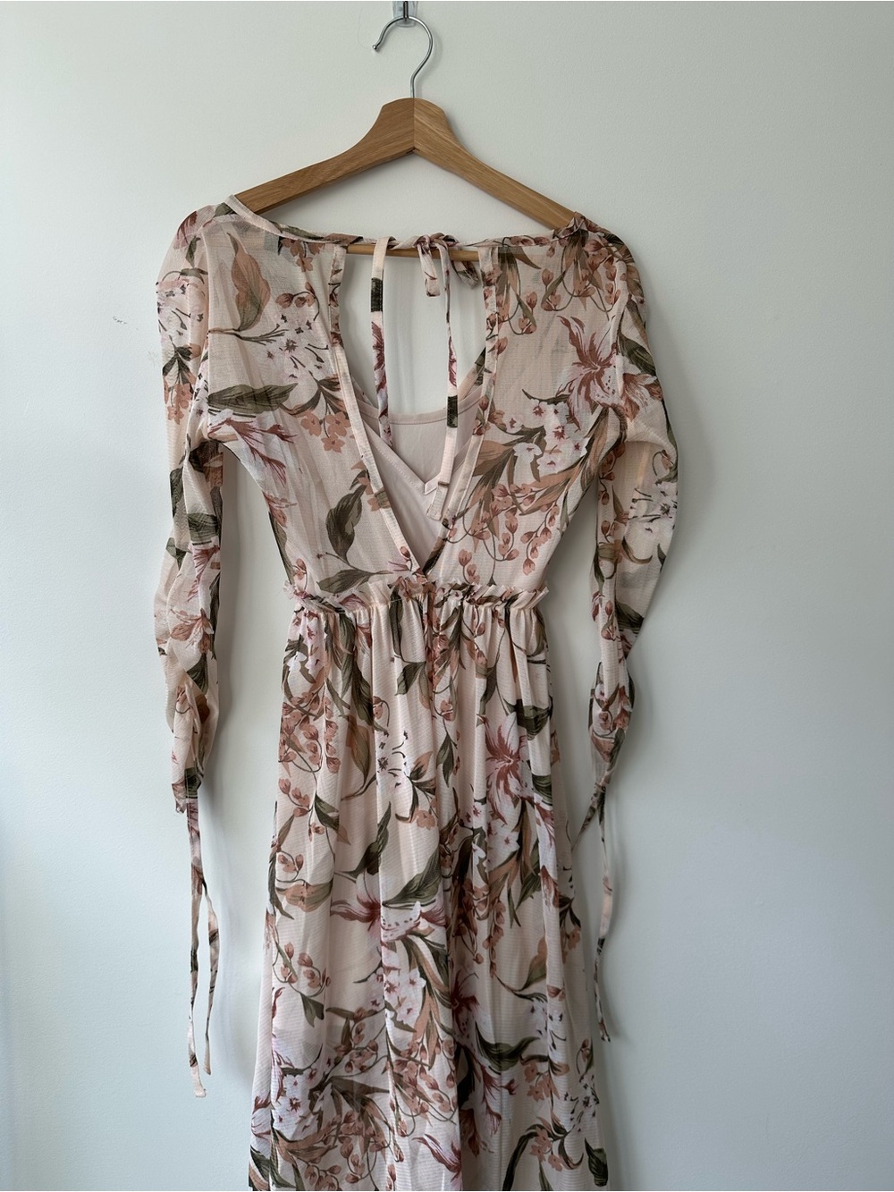 Topshop Floral Midi Dress - Blush - Picture 3 of 4